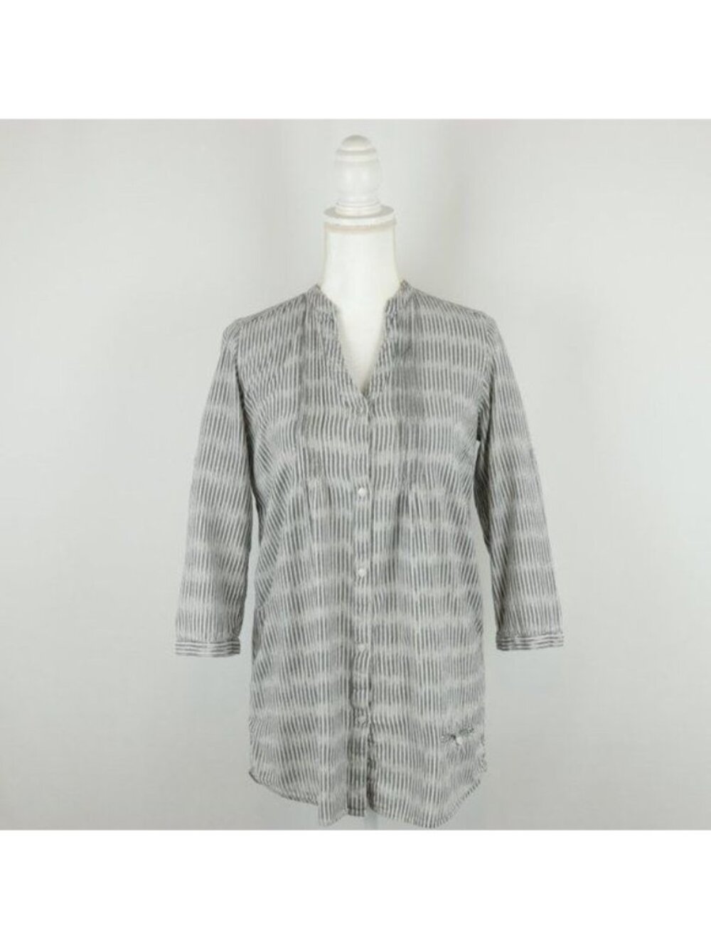 Sundance Women's Extra Small Black White Stripe Lightweight Button Up Shirt